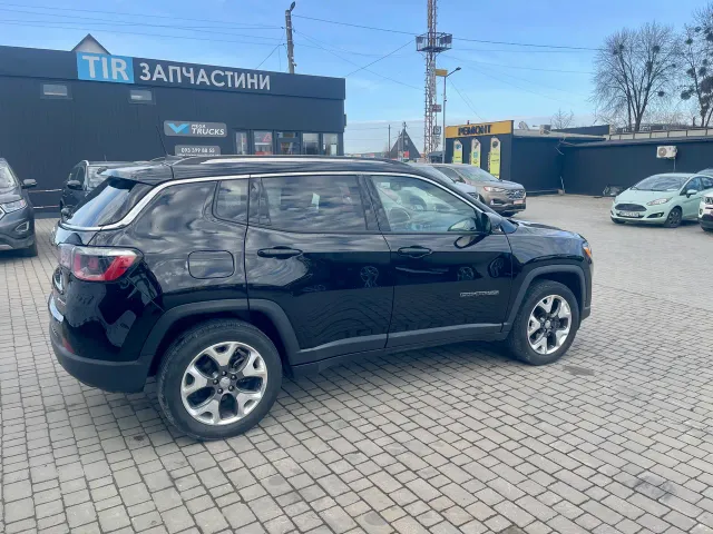 Jeep Compass - фото 5