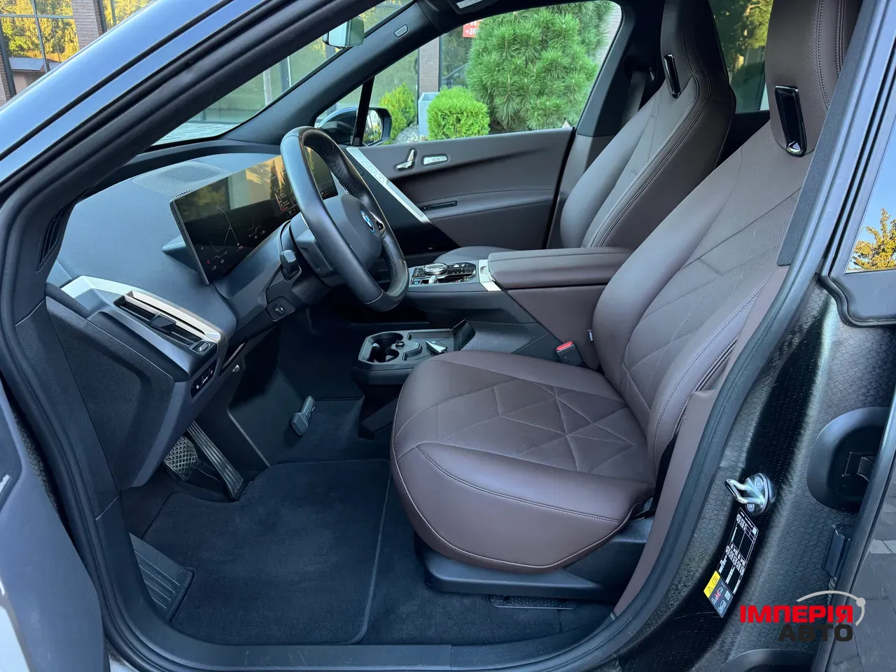 BMW iX - фото 28