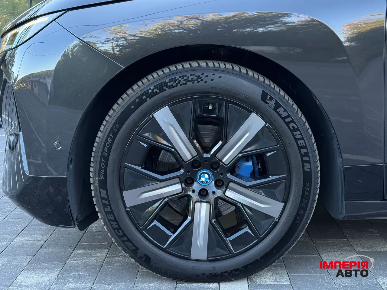 BMW iX - фото 11