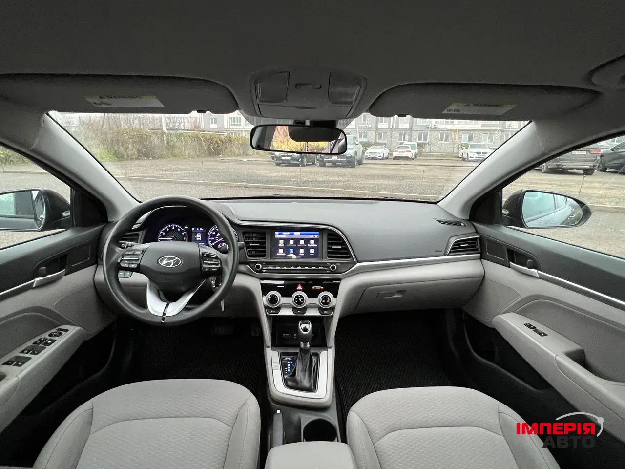 Hyundai Elantra - фото 14