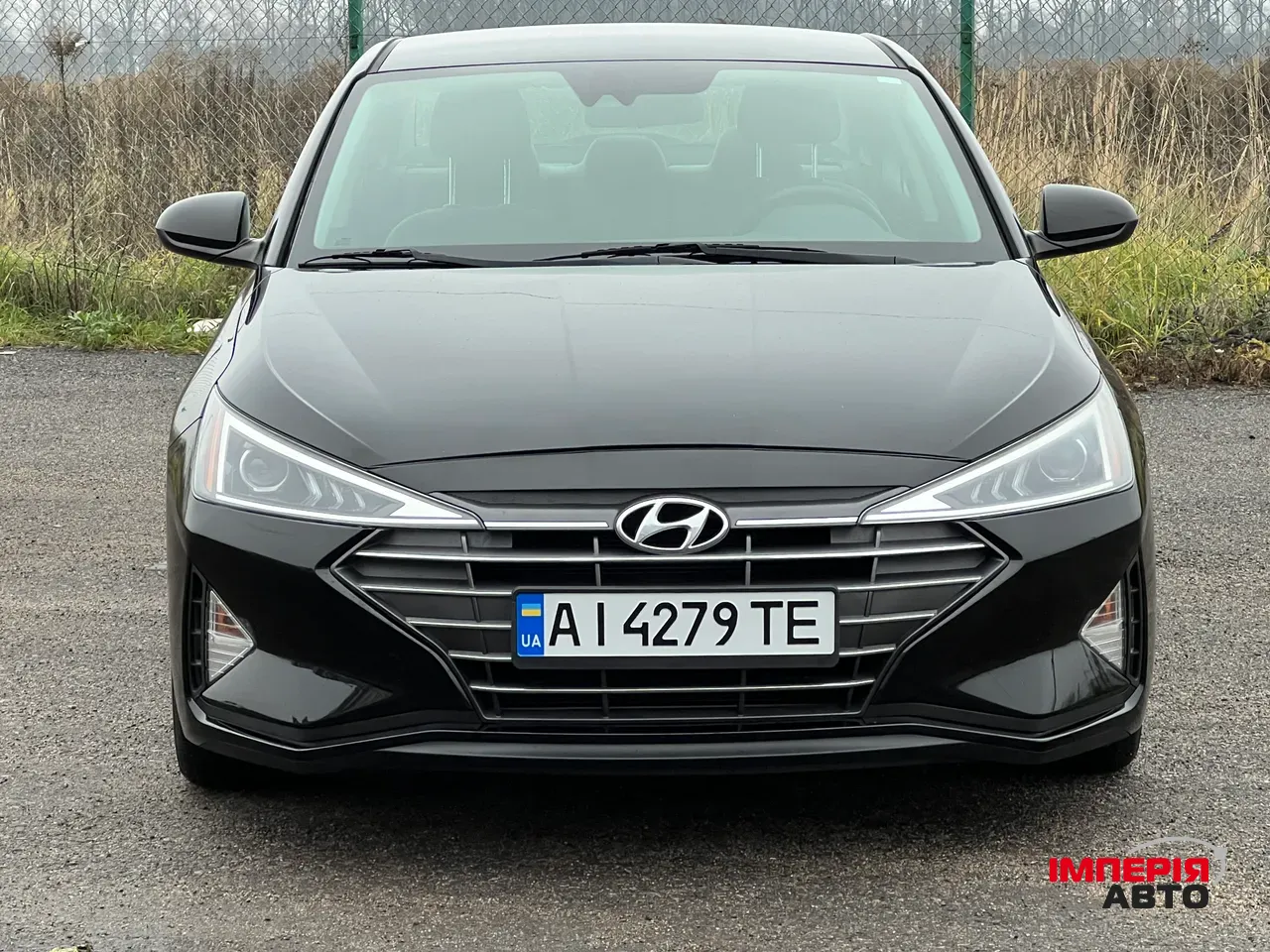 Hyundai Elantra - фото 2