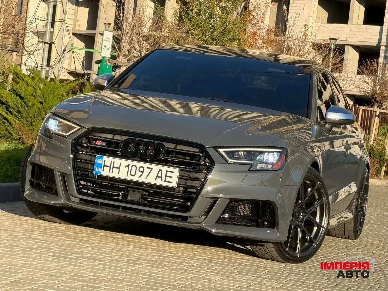 Audi S3 - фото 1