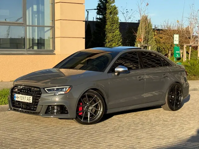 Audi S3 - фото 3