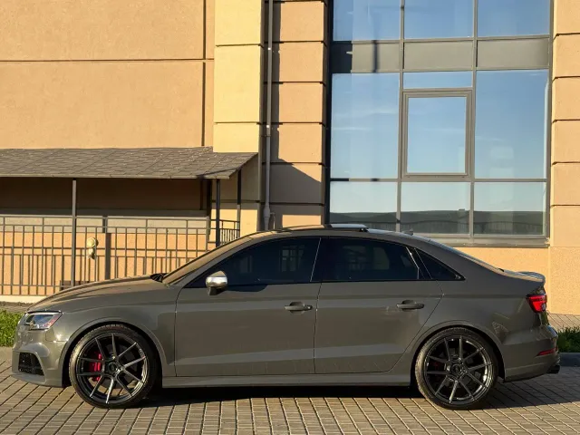 Audi S3 - фото 5