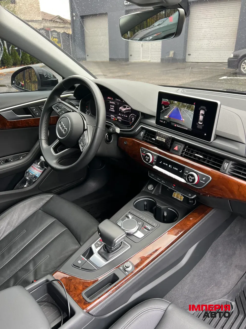 Audi A4 - фото 22