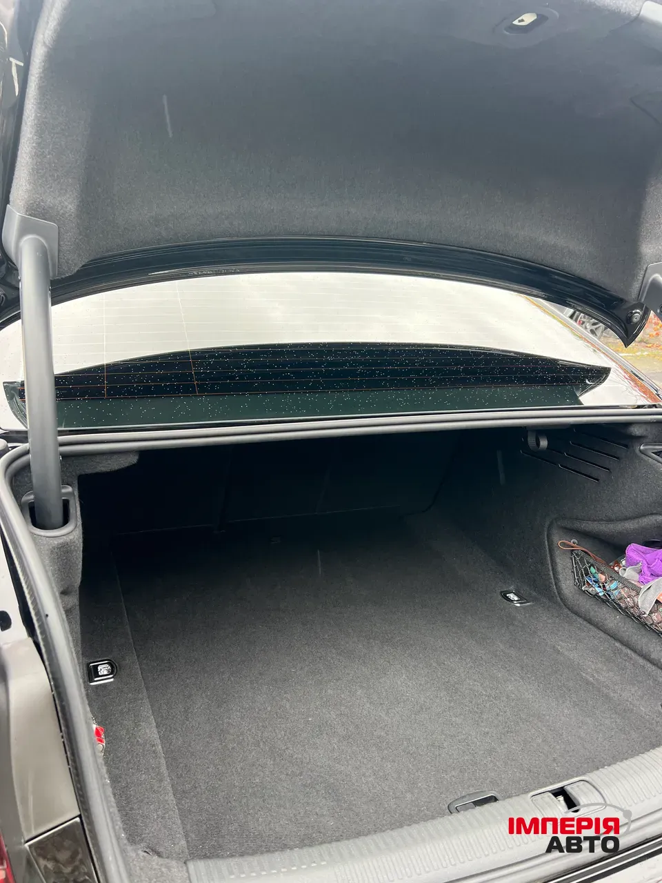 Audi A4 - фото 31