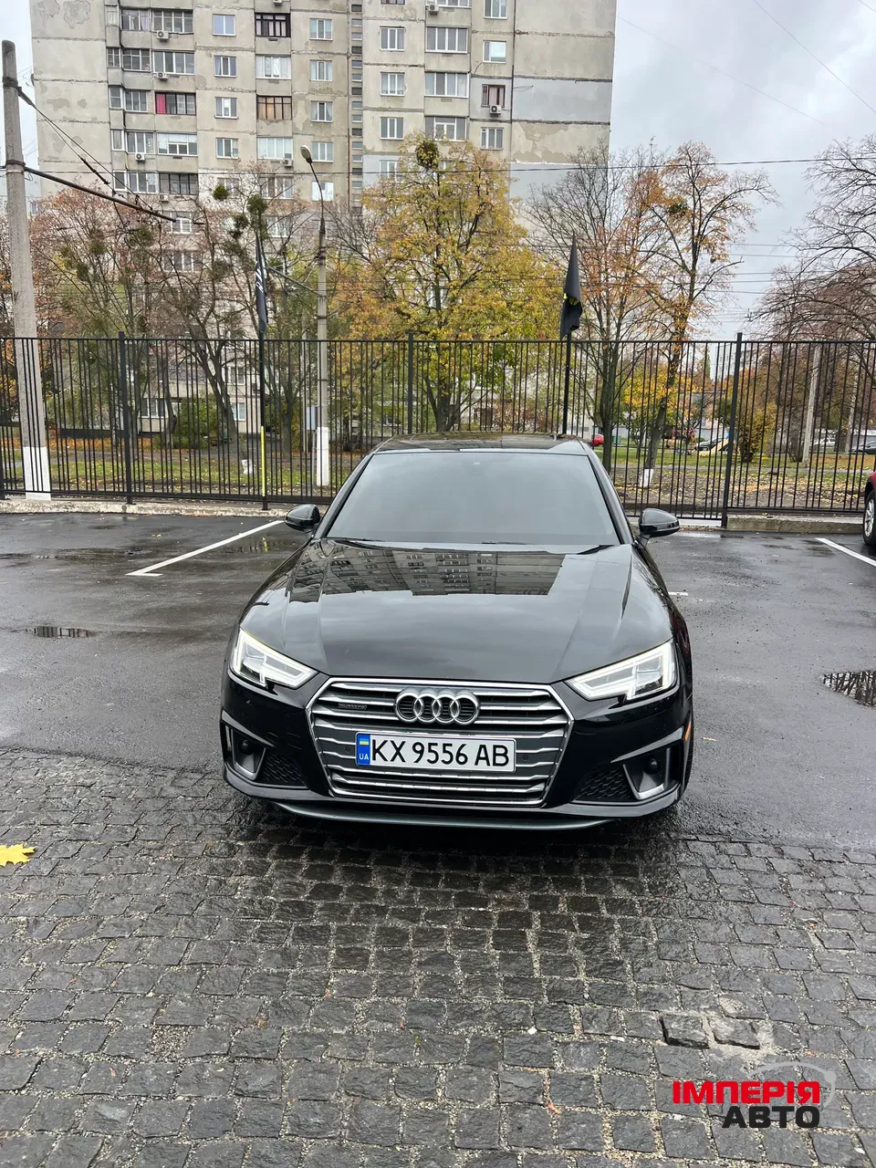 Audi A4 - фото 1