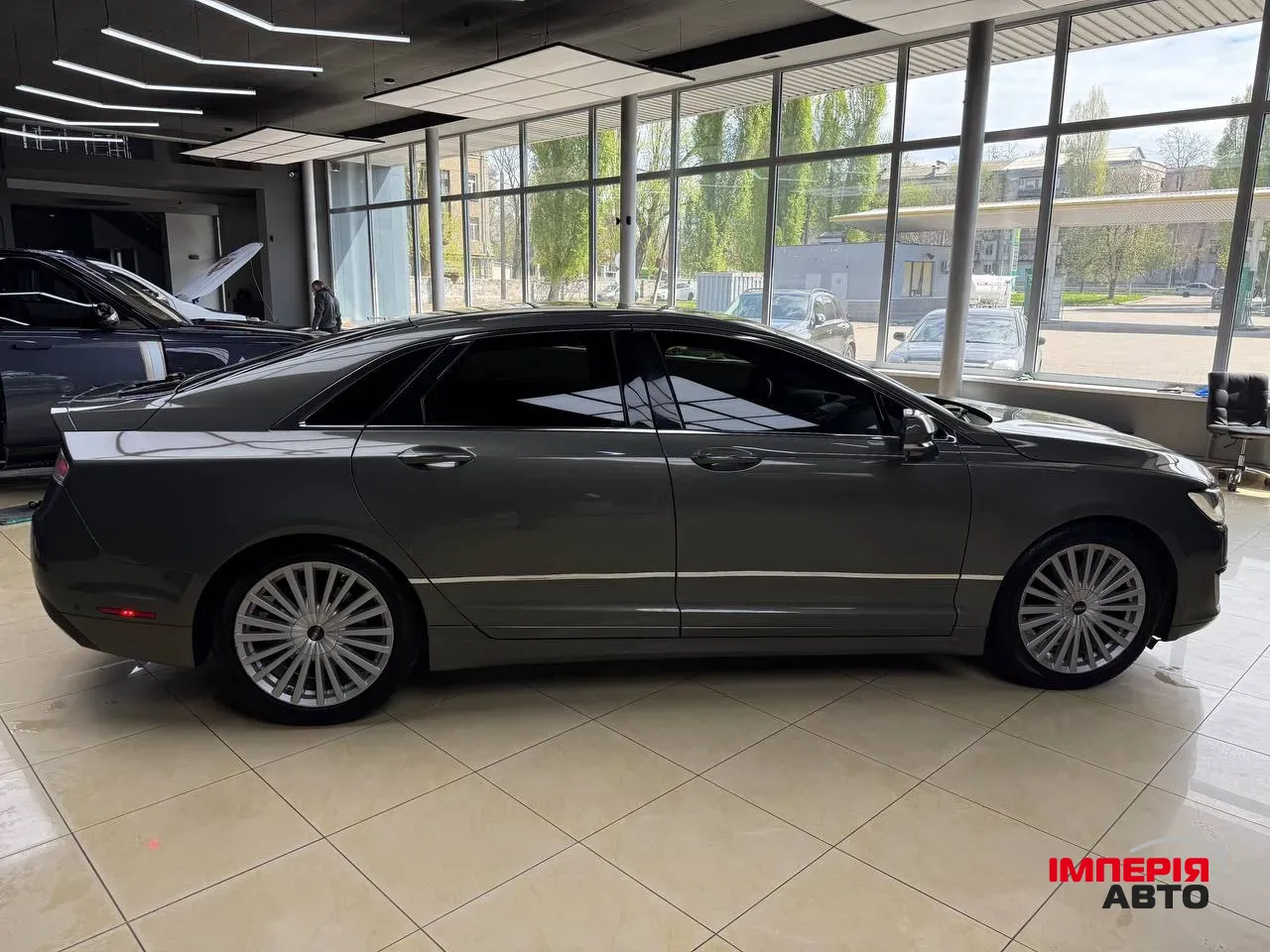 Lincoln MKZ - фото 14