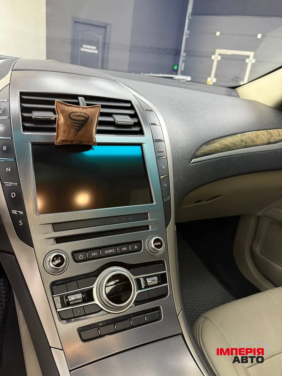 Lincoln MKZ - фото 21