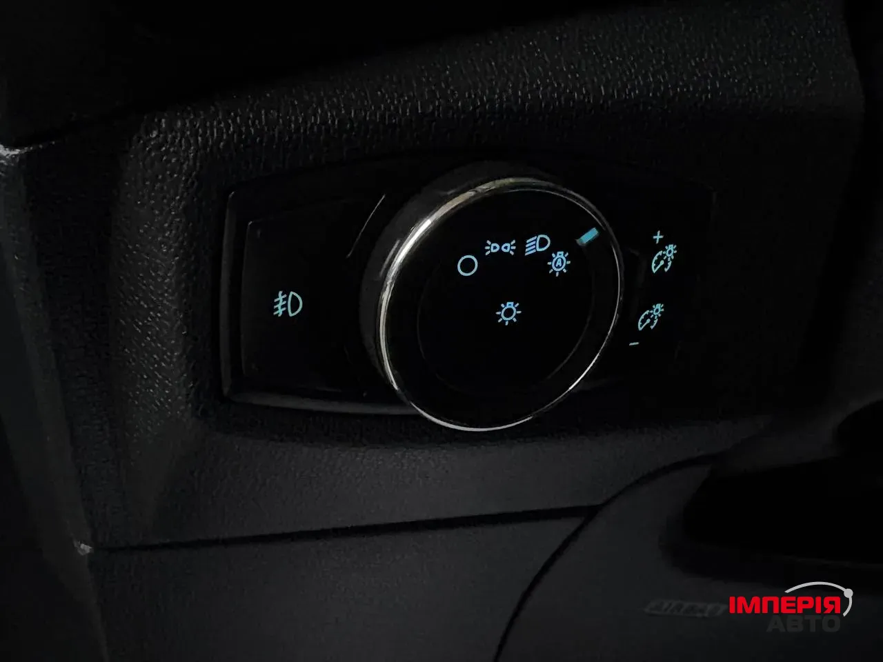 Ford EcoSport - фото 9