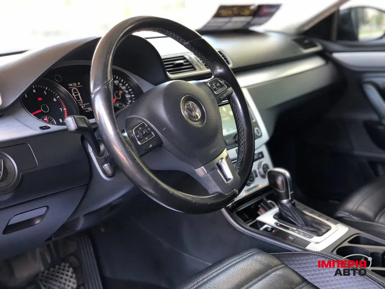 Volkswagen Passat CC - фото 2