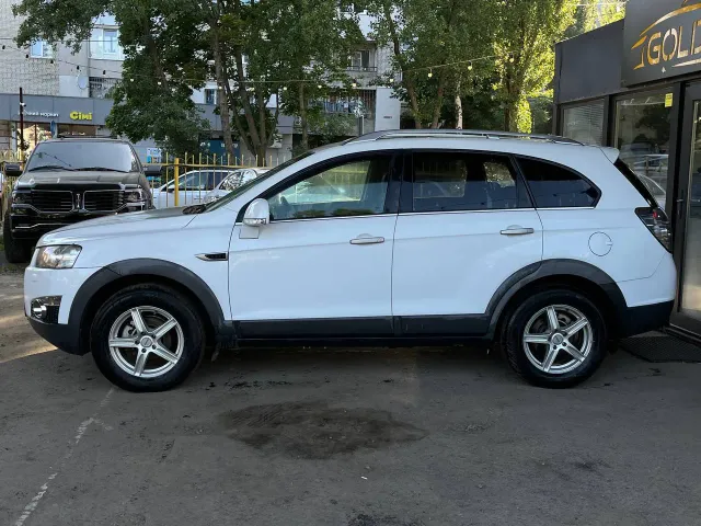 Chevrolet Captiva - фото 2