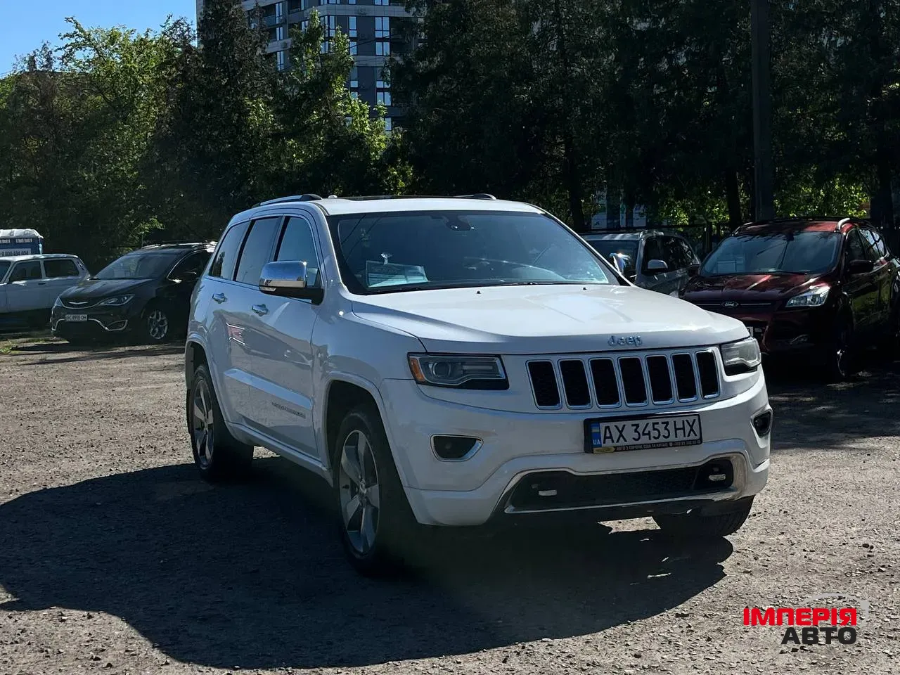 Jeep Grand Cherokee - фото 3