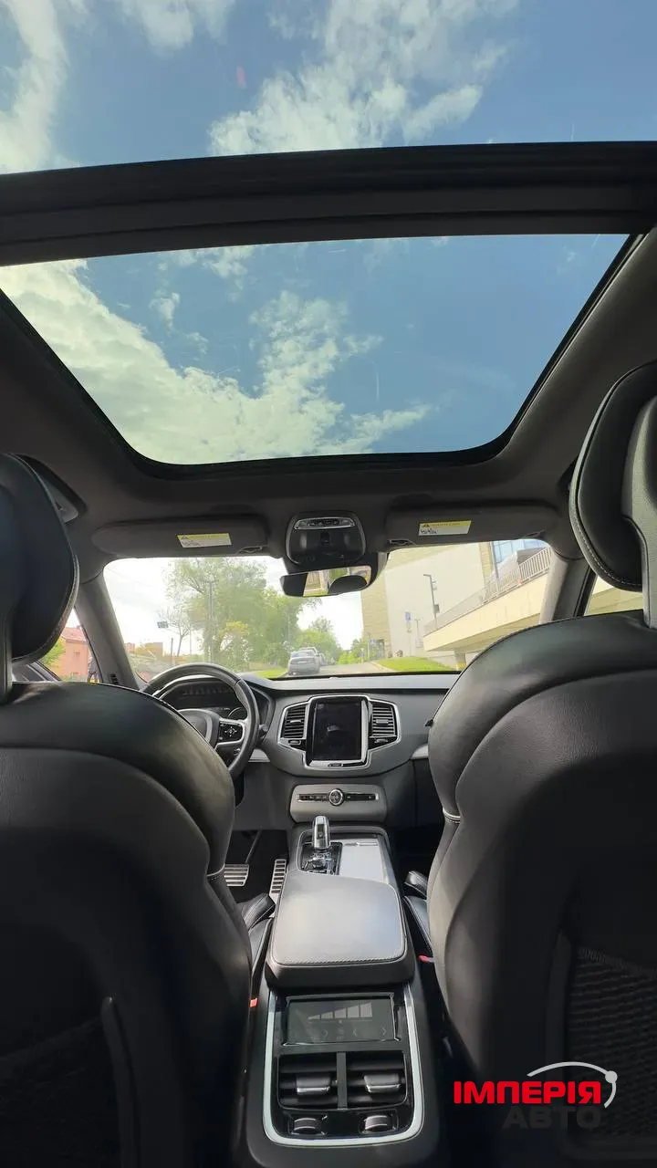 Volvo XC90 - фото 3