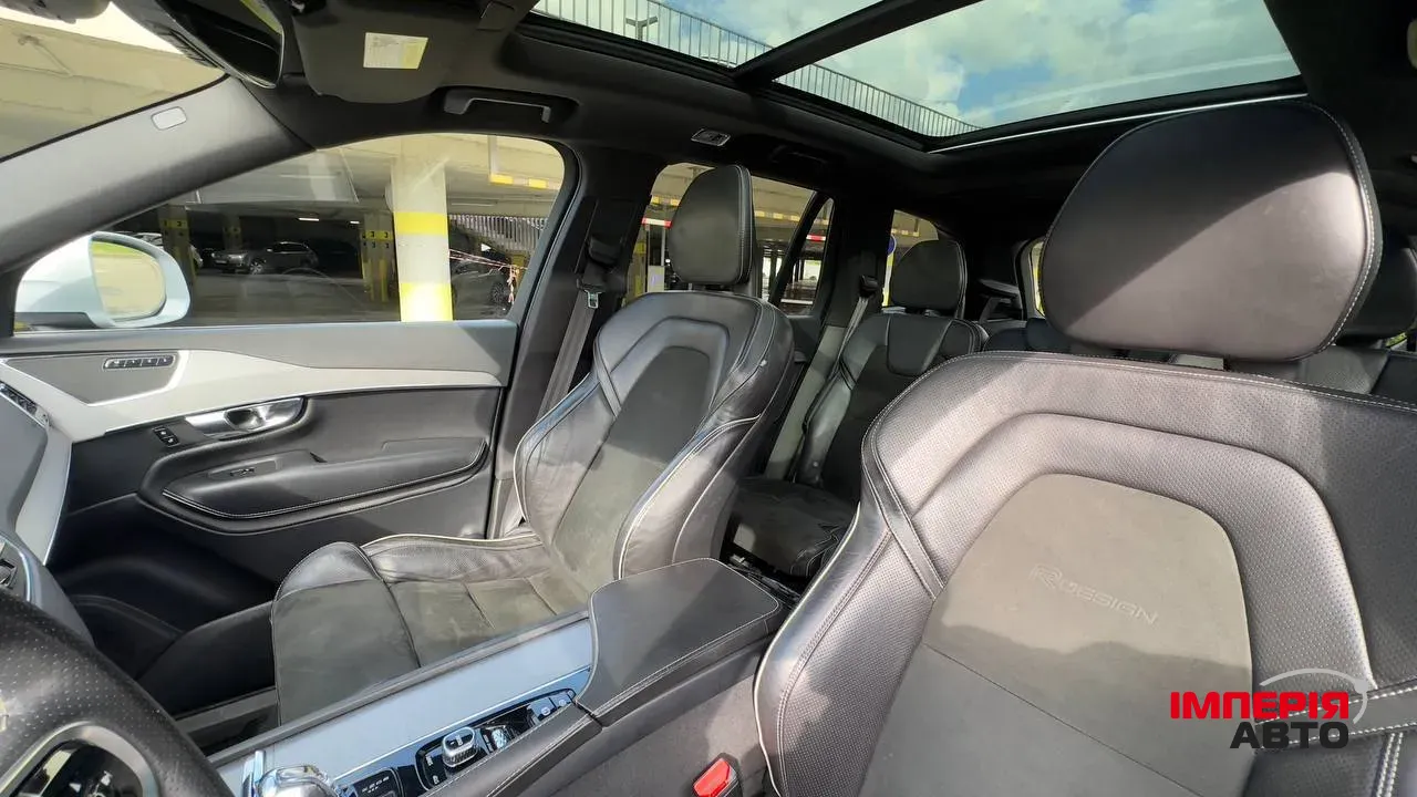 Volvo XC90 - фото 5