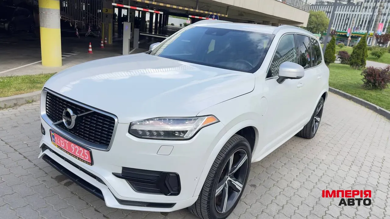 Volvo XC90 - фото 2