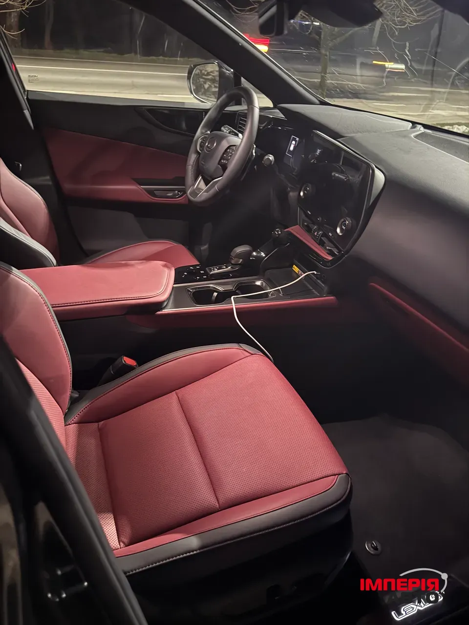 Lexus NX - фото 9