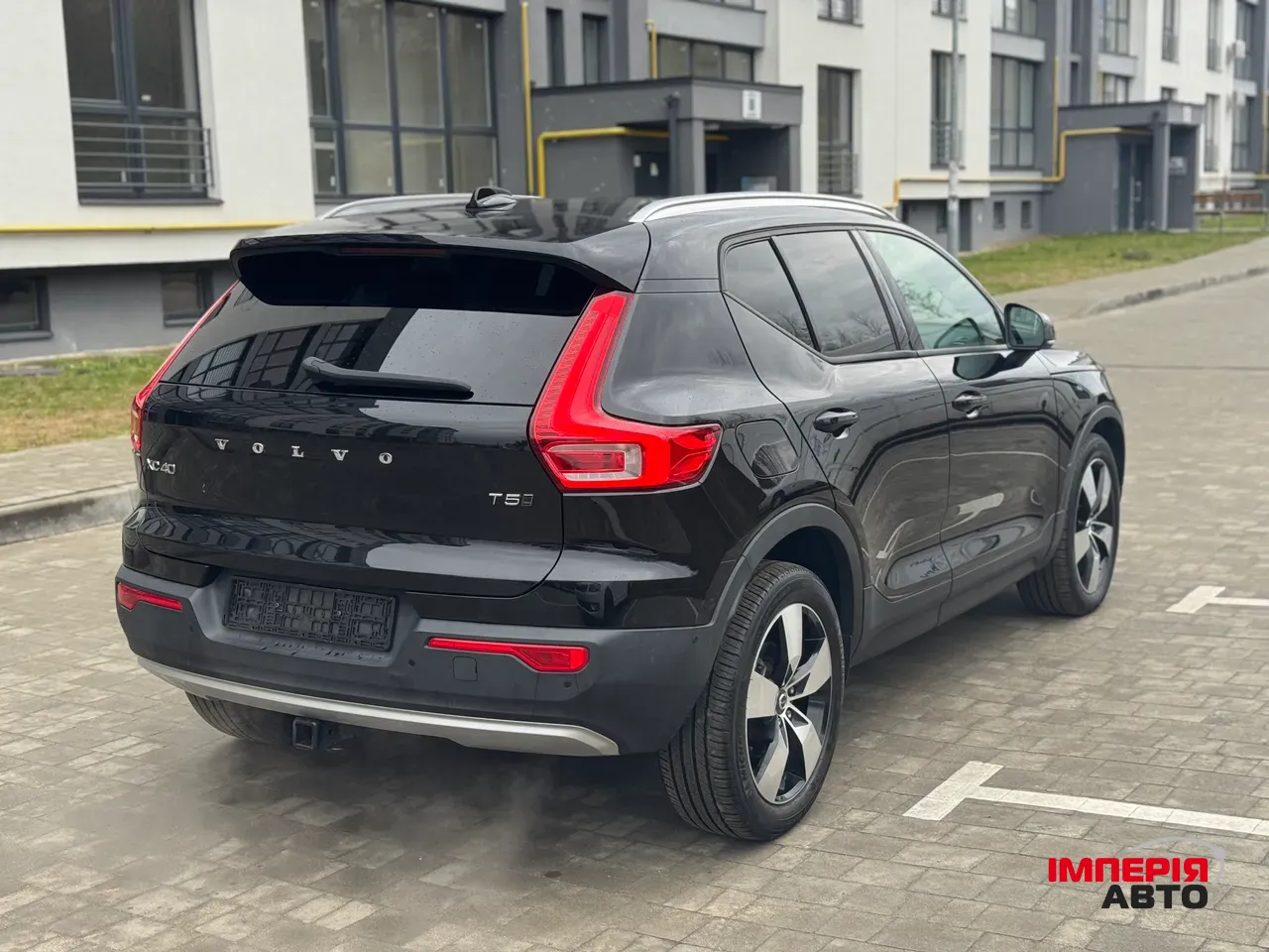 Volvo XC40 - фото 5