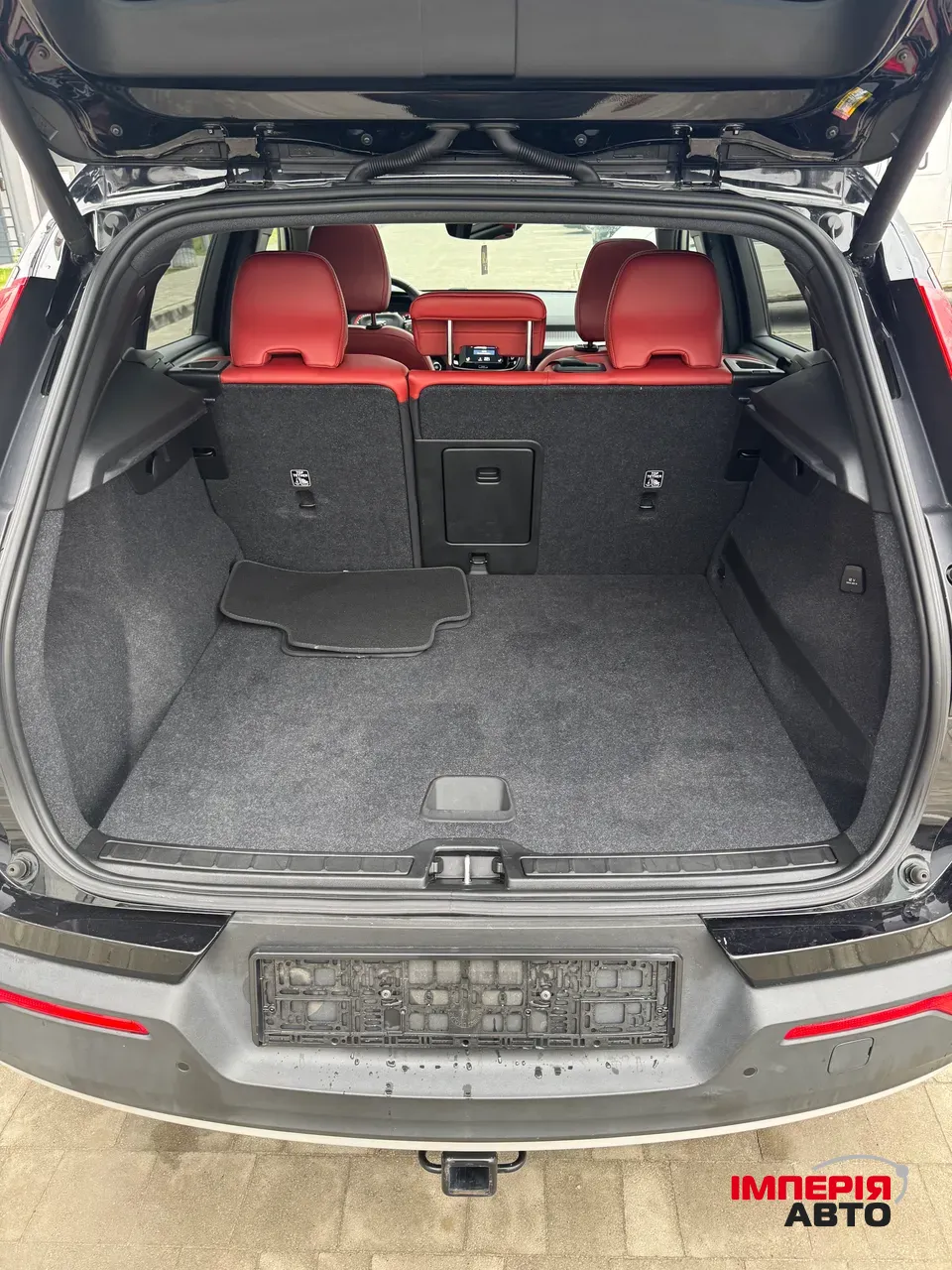 Volvo XC40 - фото 16