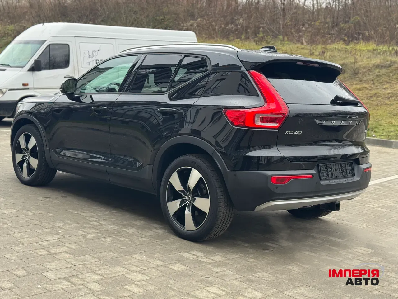 Volvo XC40 - фото 3