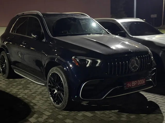 Mercedes-Benz GLE - фото 1