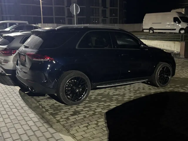 Mercedes-Benz GLE - фото 2