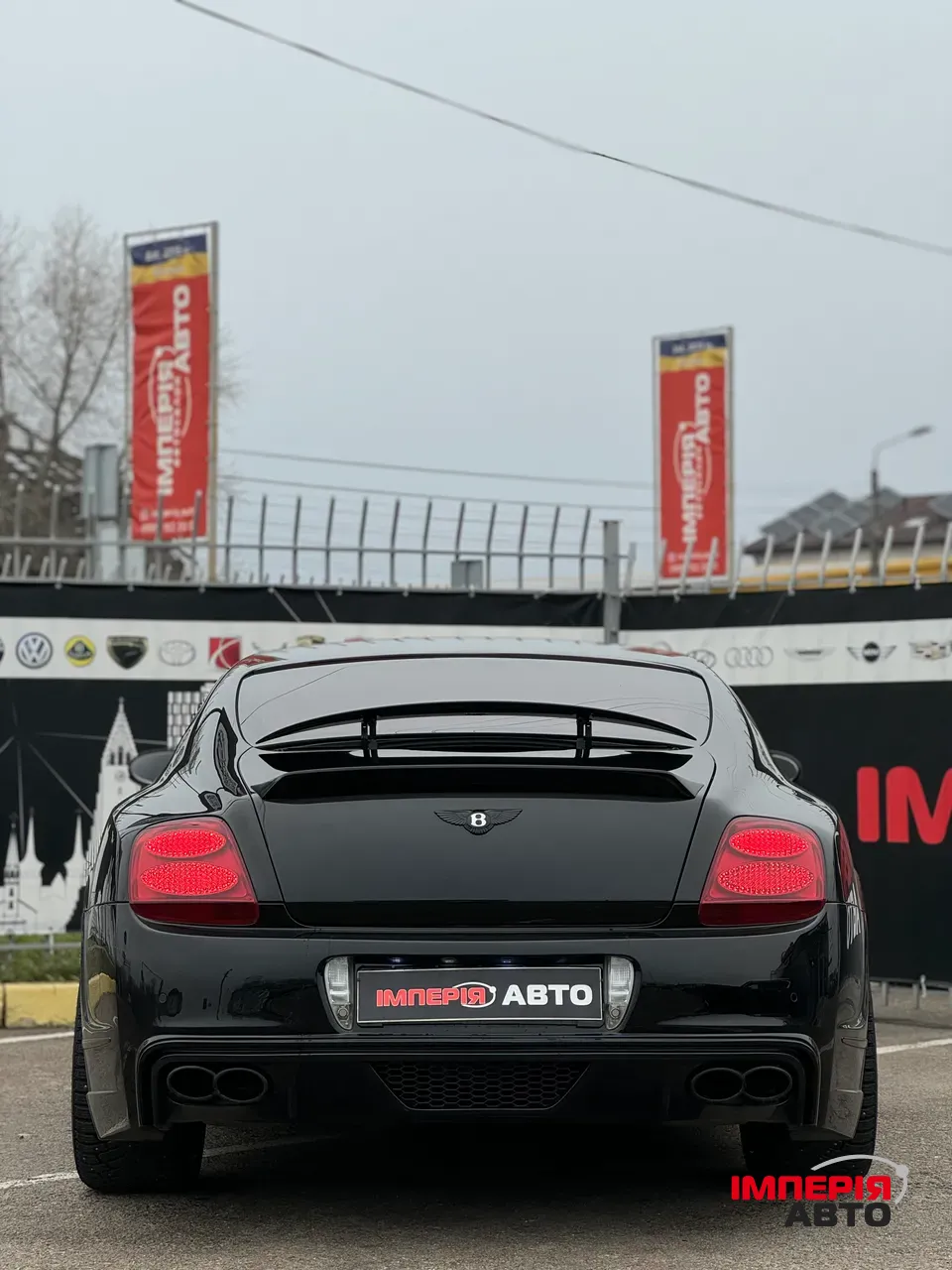 Bentley Continental GT - фото 7