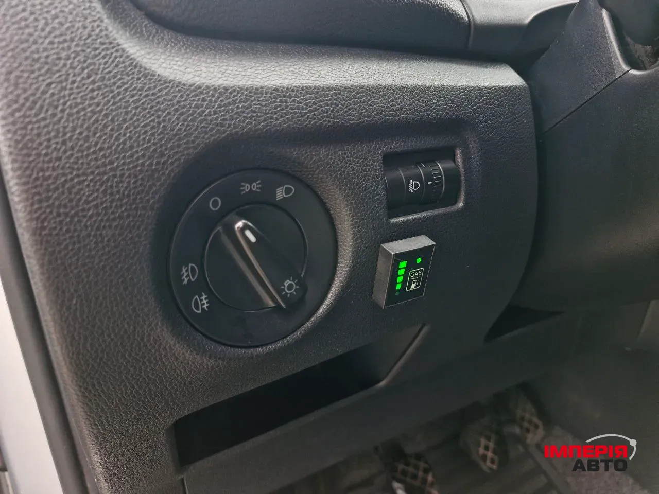 Skoda Fabia - фото 12