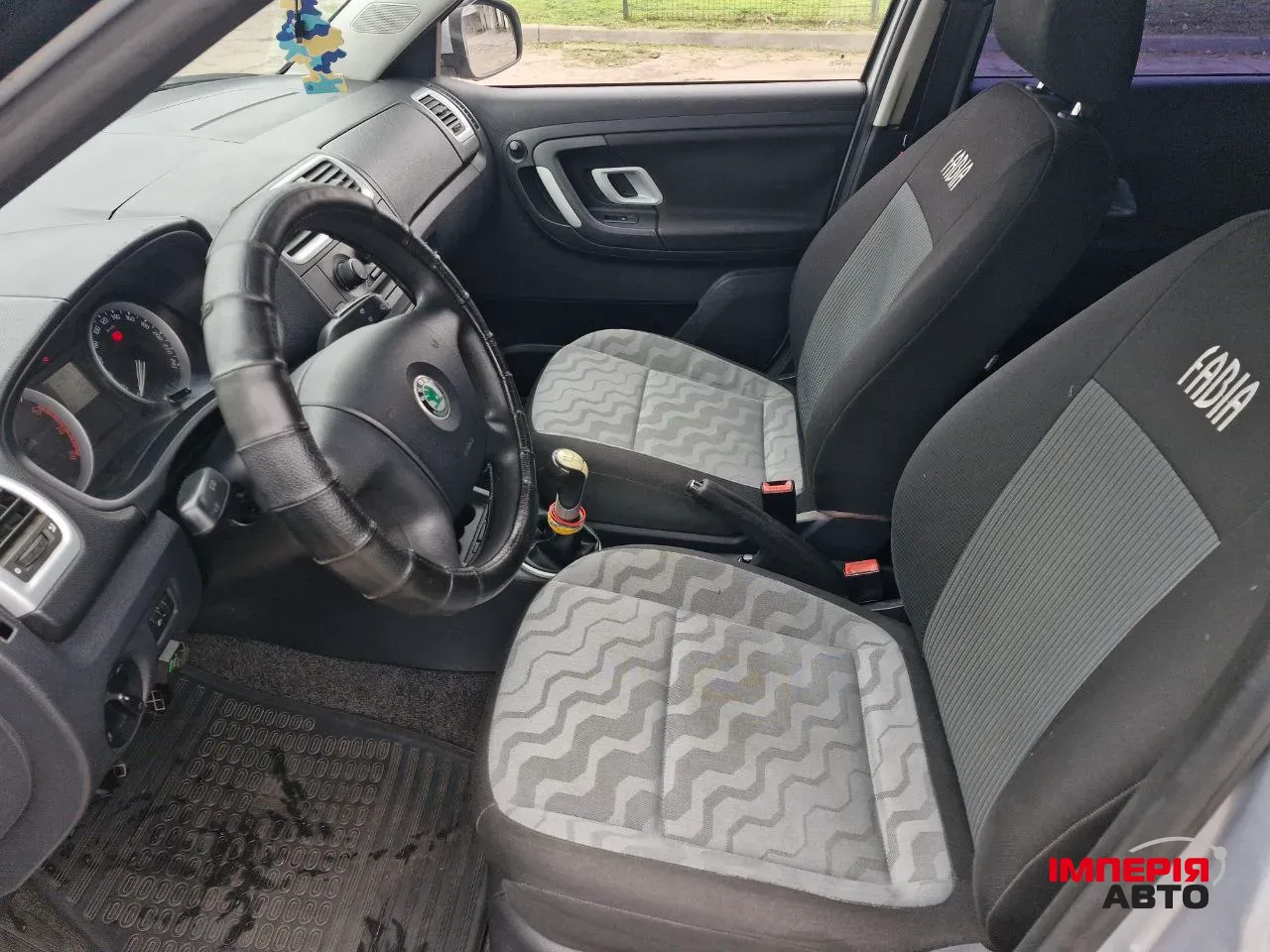 Skoda Fabia - фото 10