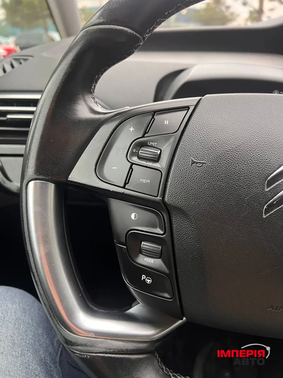 Citroen C4 Picasso - фото 11