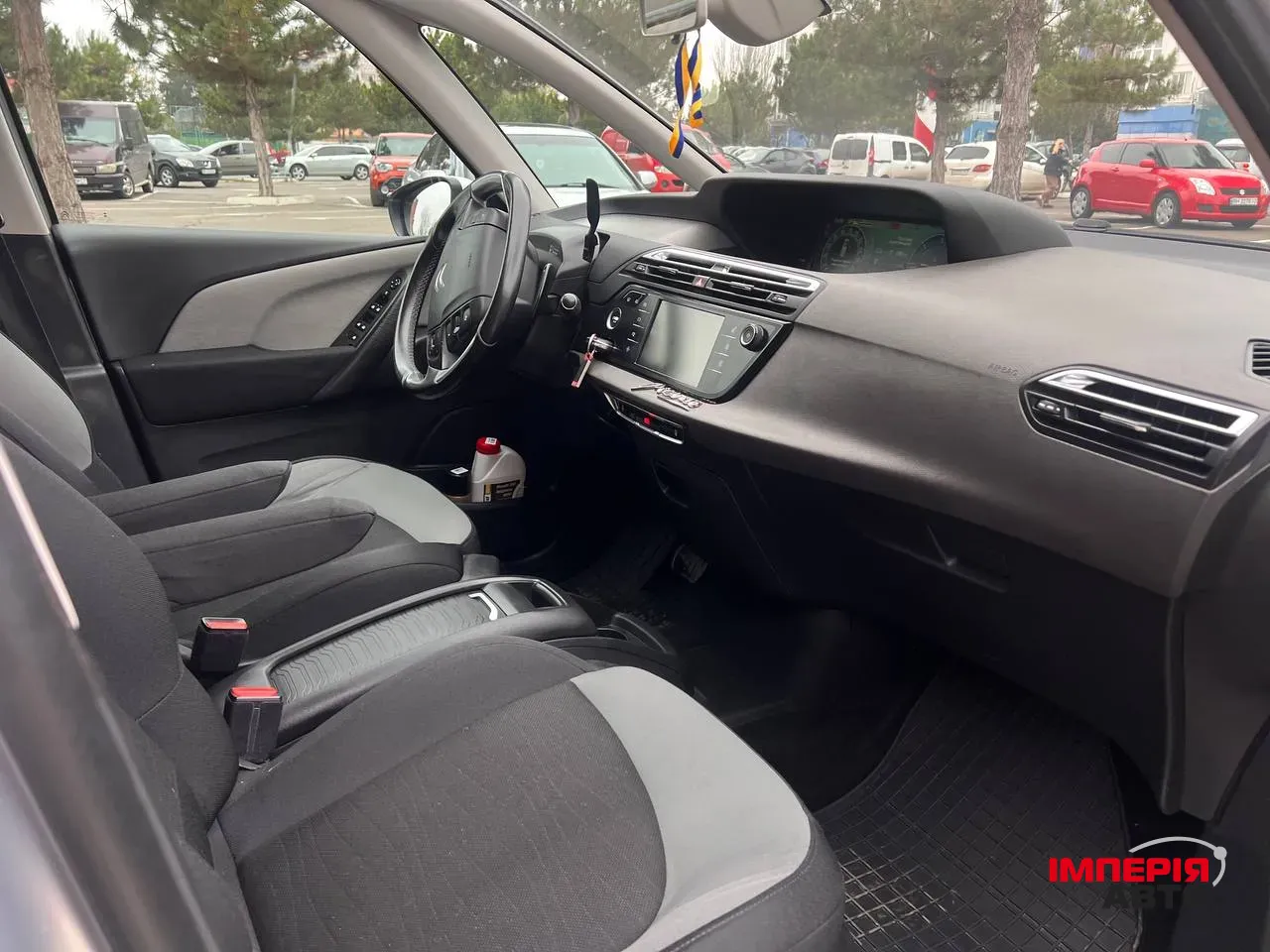 Citroen C4 Picasso - фото 16