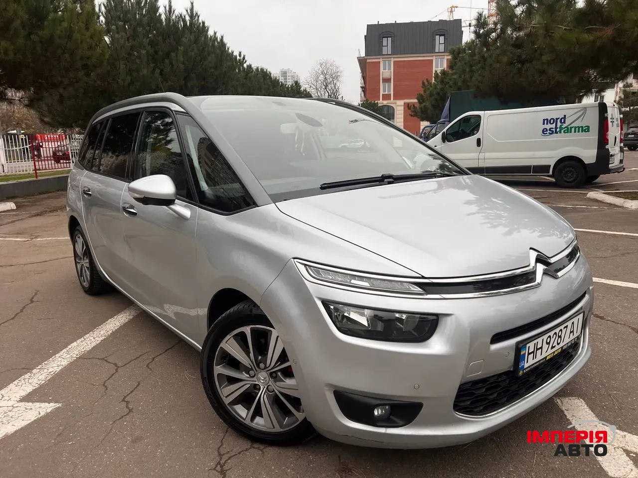 Citroen C4 Picasso - фото 3