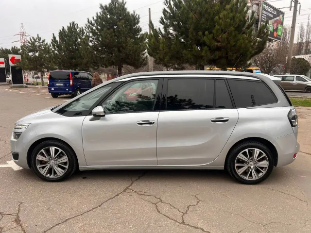 Citroen C4 Picasso - фото 5