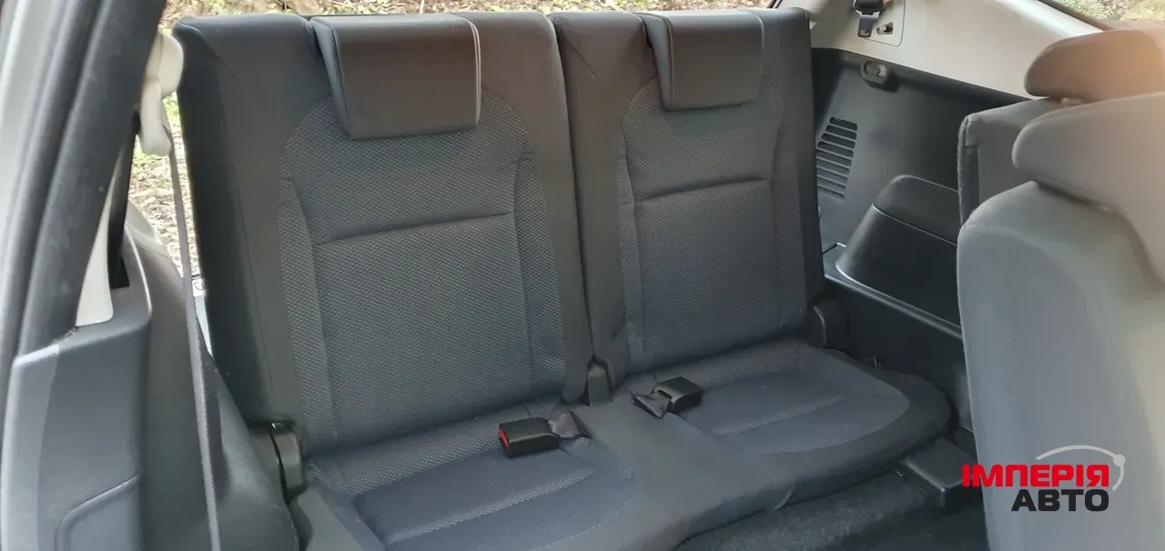 Nissan Qashqai - фото 11