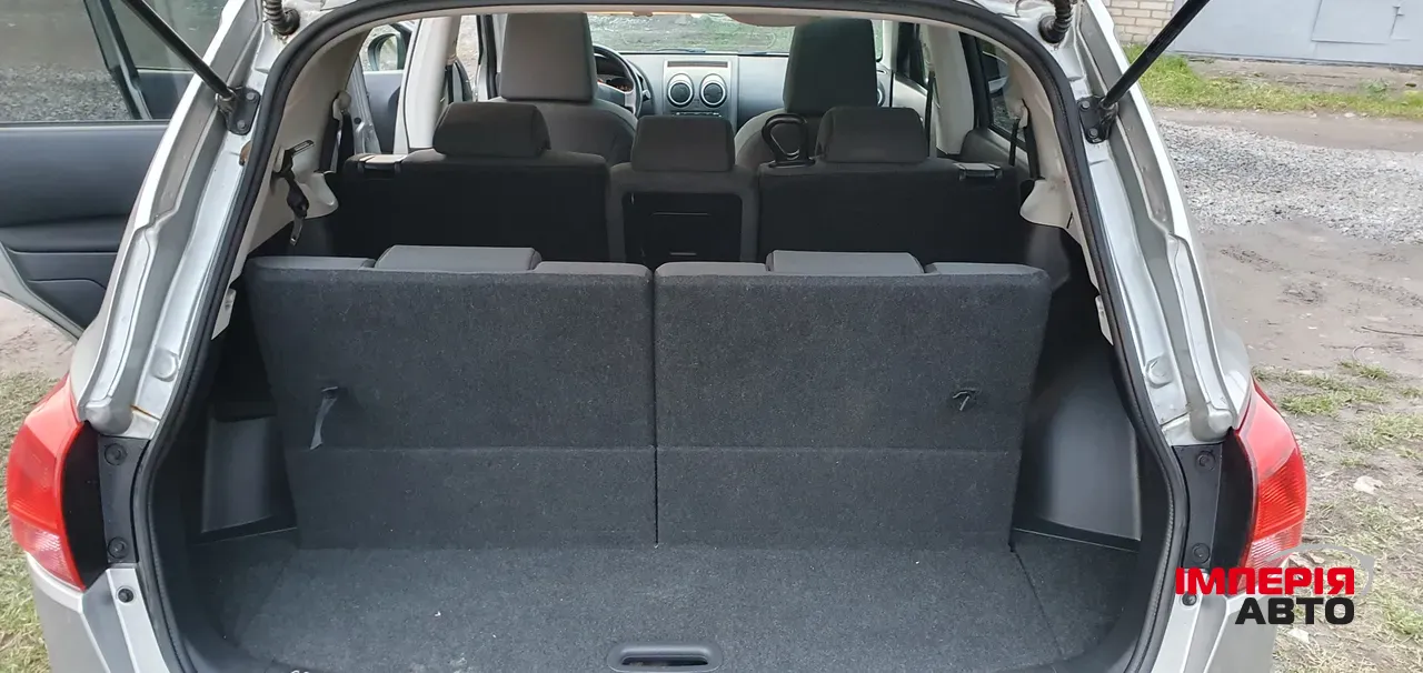 Nissan Qashqai - фото 12