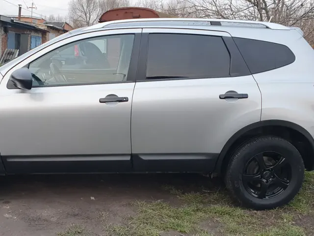 Nissan Qashqai - фото 2