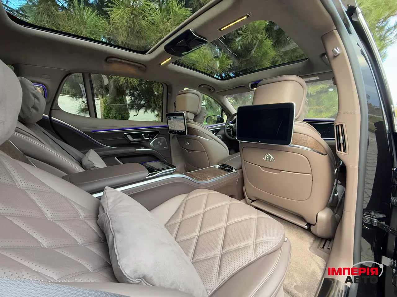 Mercedes-Benz Maybach EQS SUV - фото 69