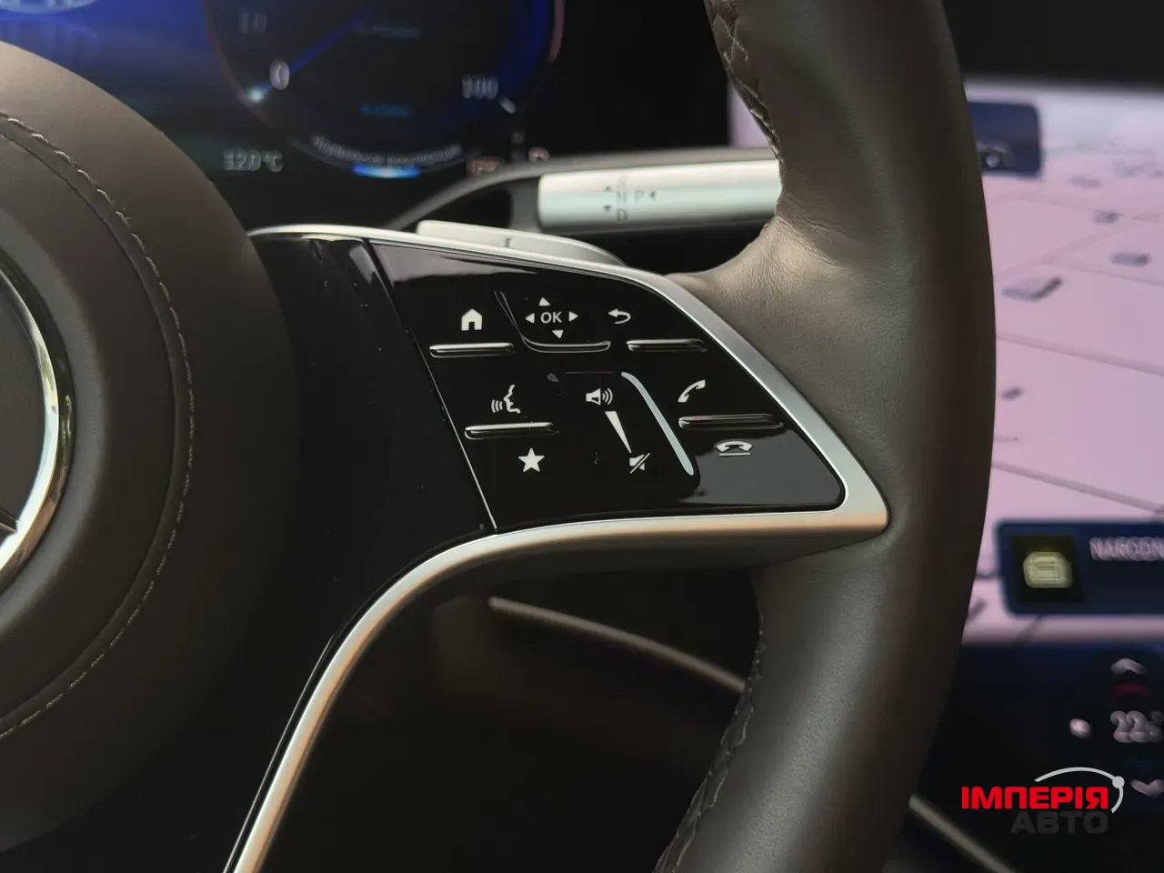 Mercedes-Benz Maybach EQS SUV - фото 38