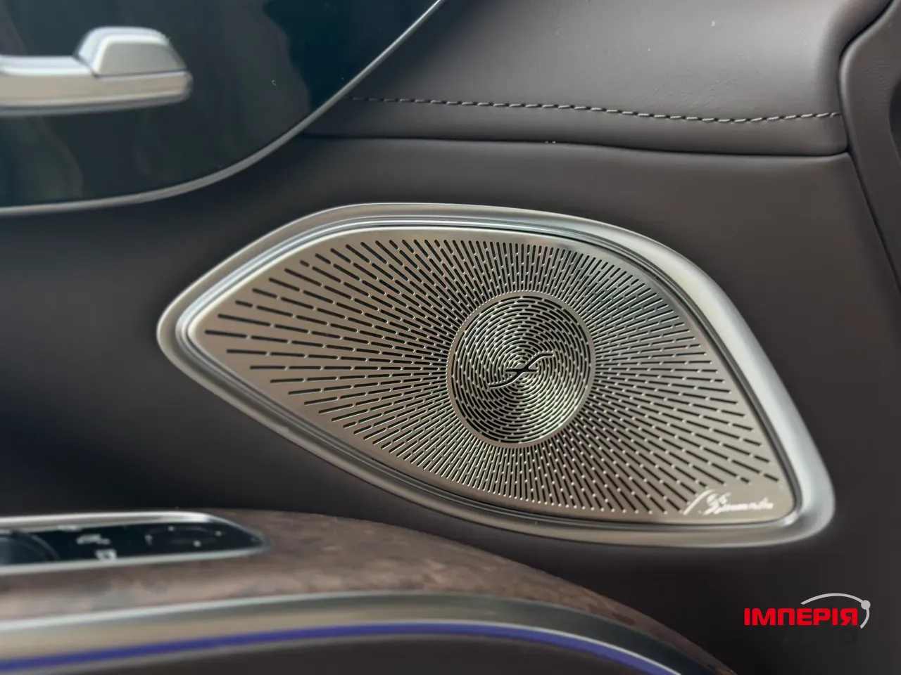 Mercedes-Benz Maybach EQS SUV - фото 40