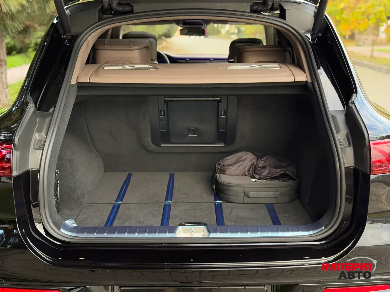 Mercedes-Benz Maybach EQS SUV - фото 91