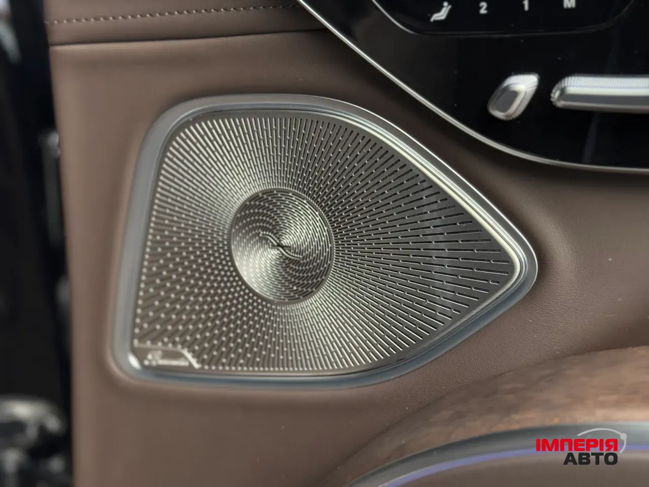 Mercedes-Benz Maybach EQS SUV - фото 72