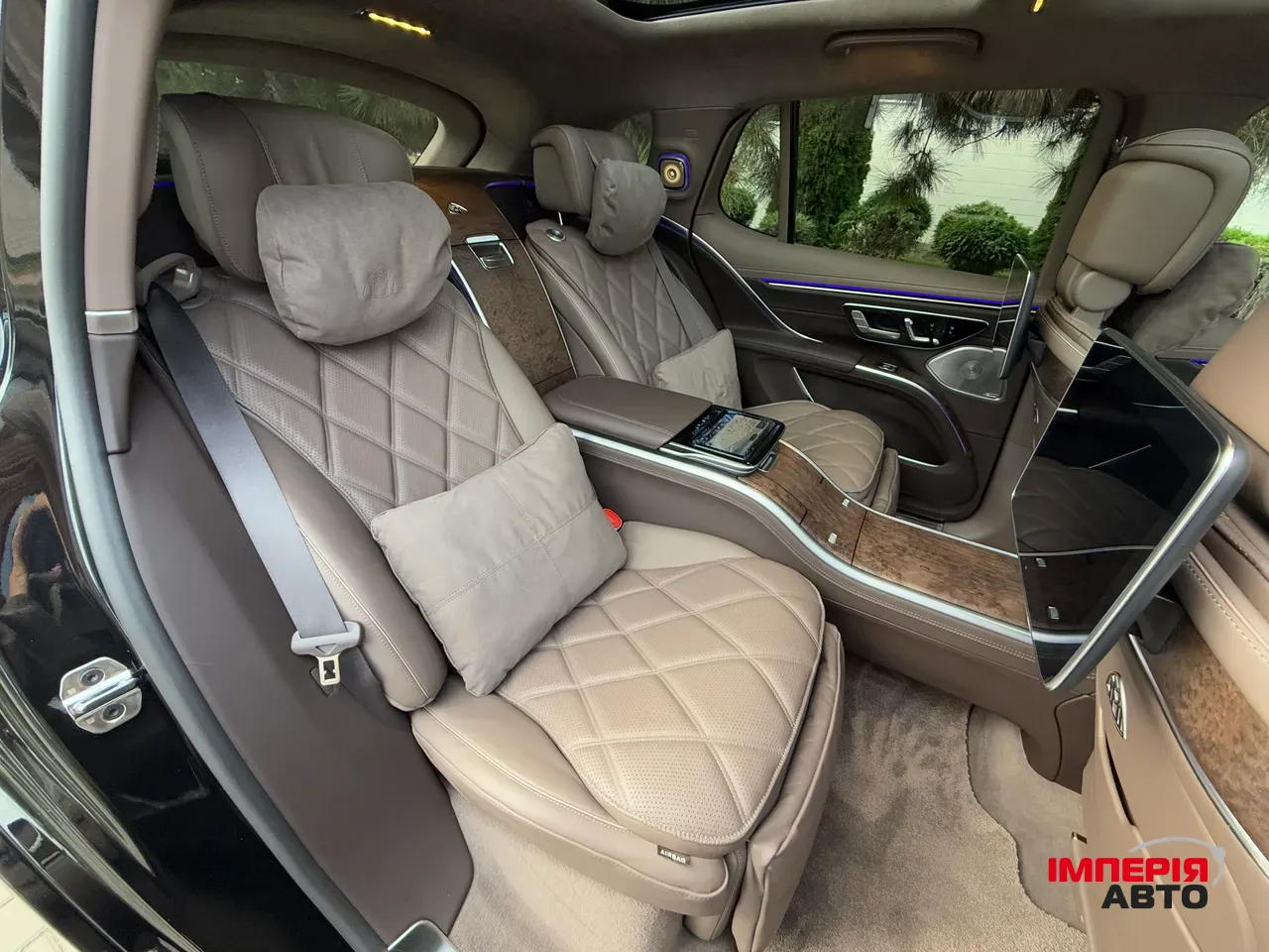 Mercedes-Benz Maybach EQS SUV - фото 68