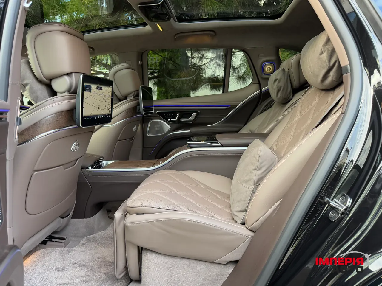 Mercedes-Benz Maybach EQS SUV - фото 59