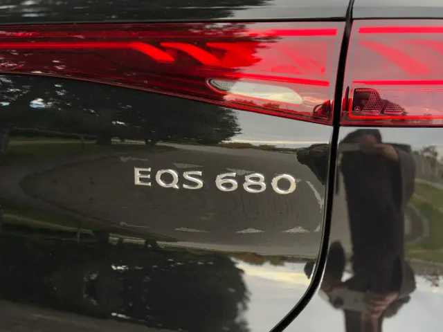 Mercedes-Benz Maybach EQS SUV - фото 5