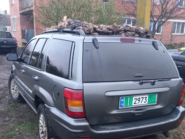 Jeep Grand Cherokee - фото 2