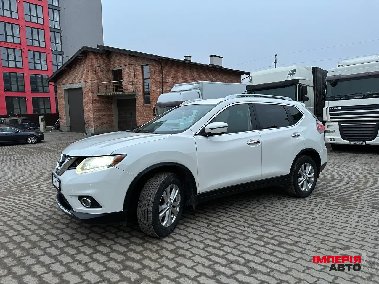 Nissan Rogue - фото 4