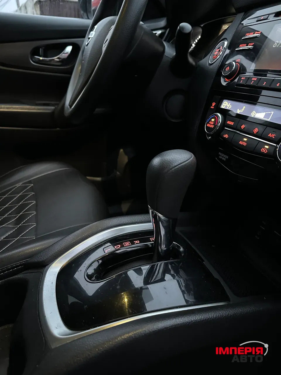 Nissan Rogue - фото 16