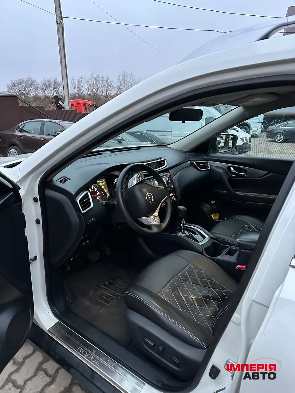 Nissan Rogue - фото 9