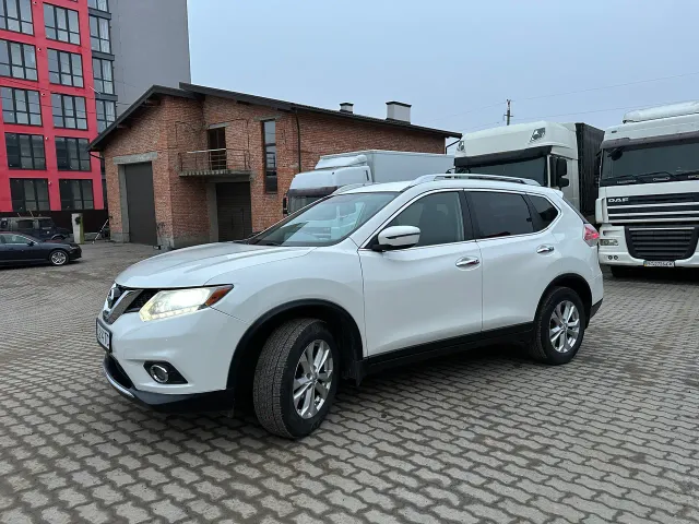 Nissan Rogue - фото 4