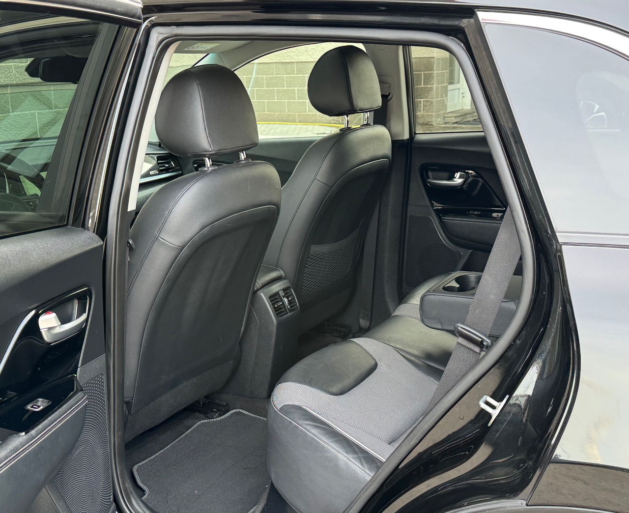 Kia Niro - фото 13